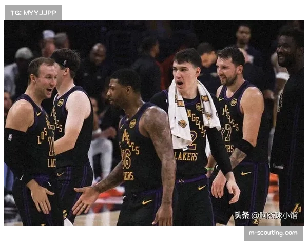 肯纳德季后赛经验价值，湖人关键时段外线稳定选择
